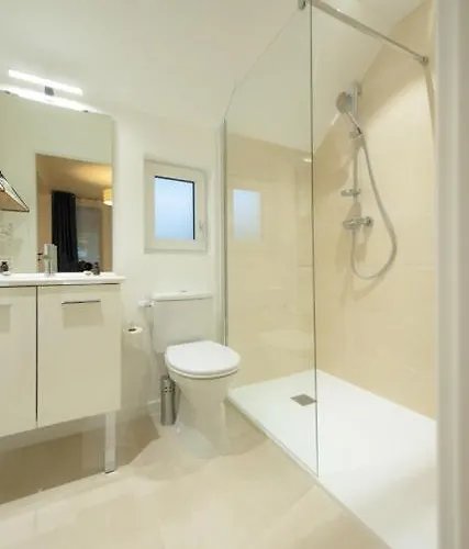 Les De 3* Ονφλέρ