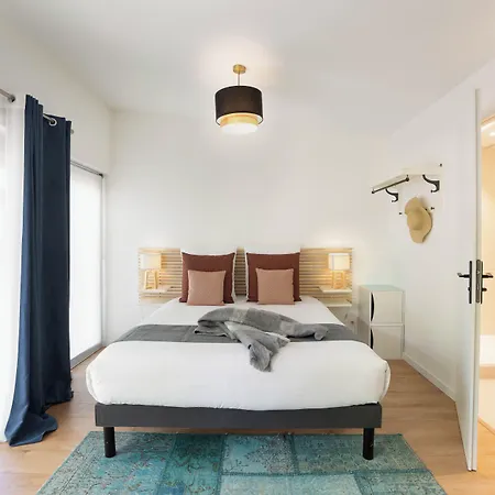 Hotel apartamentowy Les De Honfleur